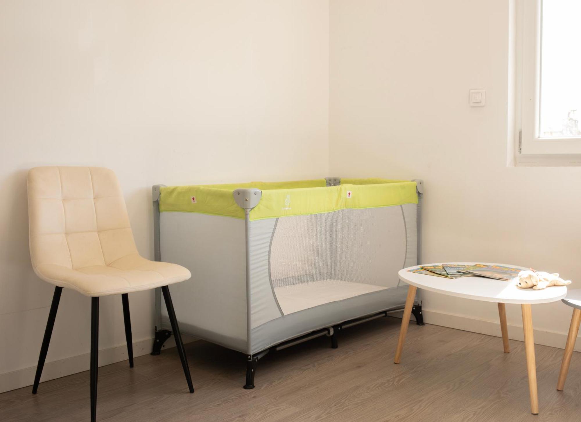 ++++ Duplex Renove 5 Pieces 150m2 A 8 Mn De La Place Dalton ++++